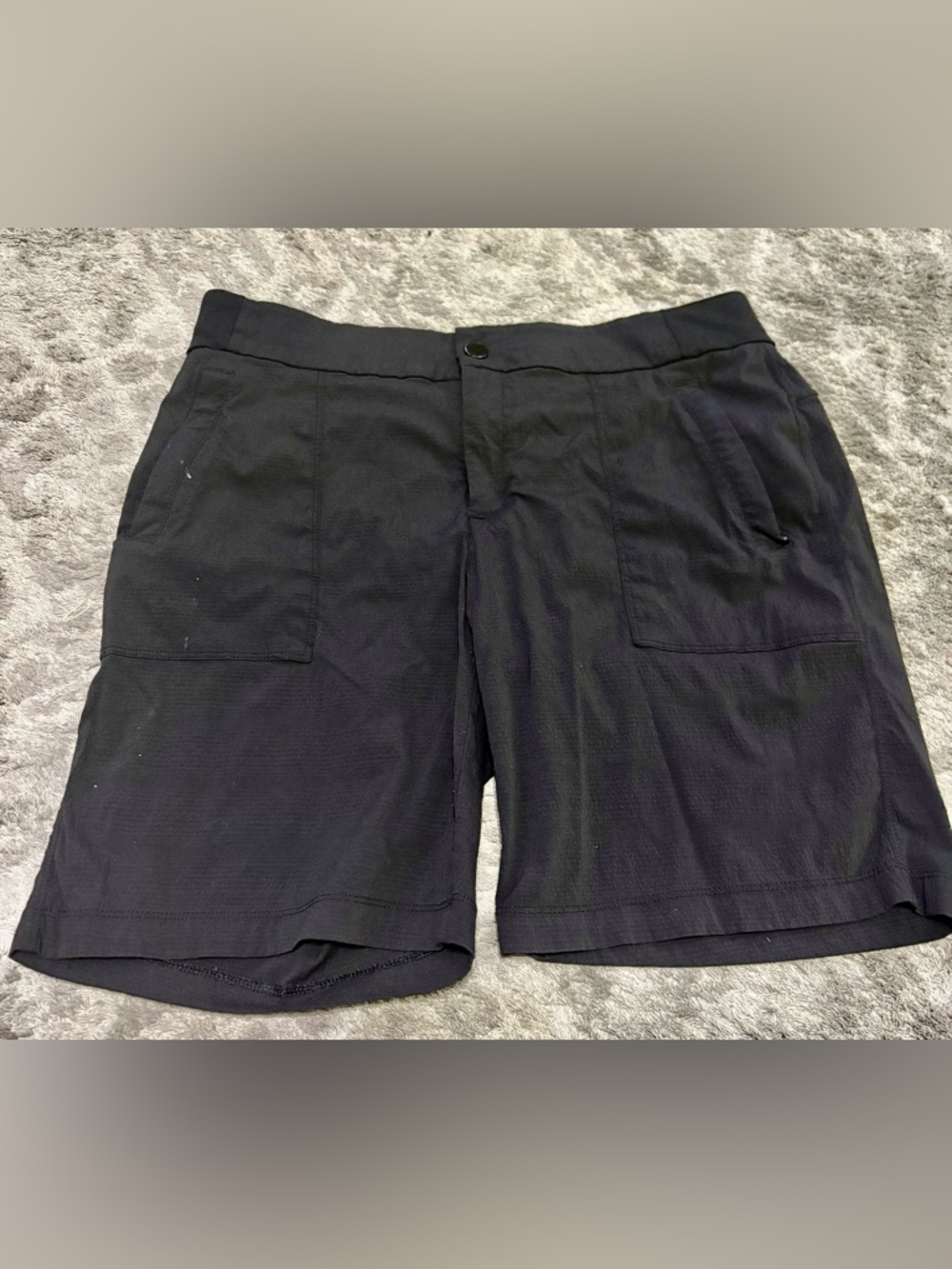 Athleta Classic High-Rise Black Women’s Short